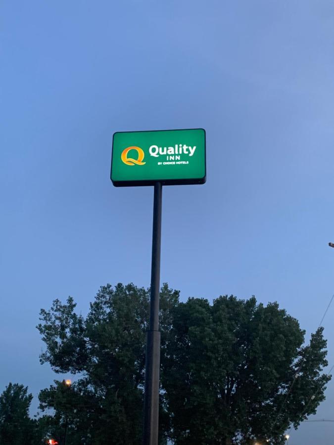 Quality Inn Owatonna Near Medical Center Exterior foto